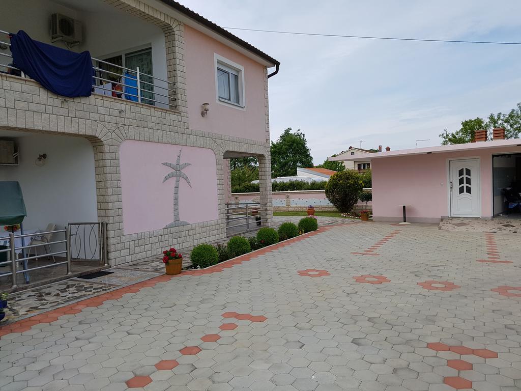 Villa Baldi Tar-Vabriga Екстер'єр фото